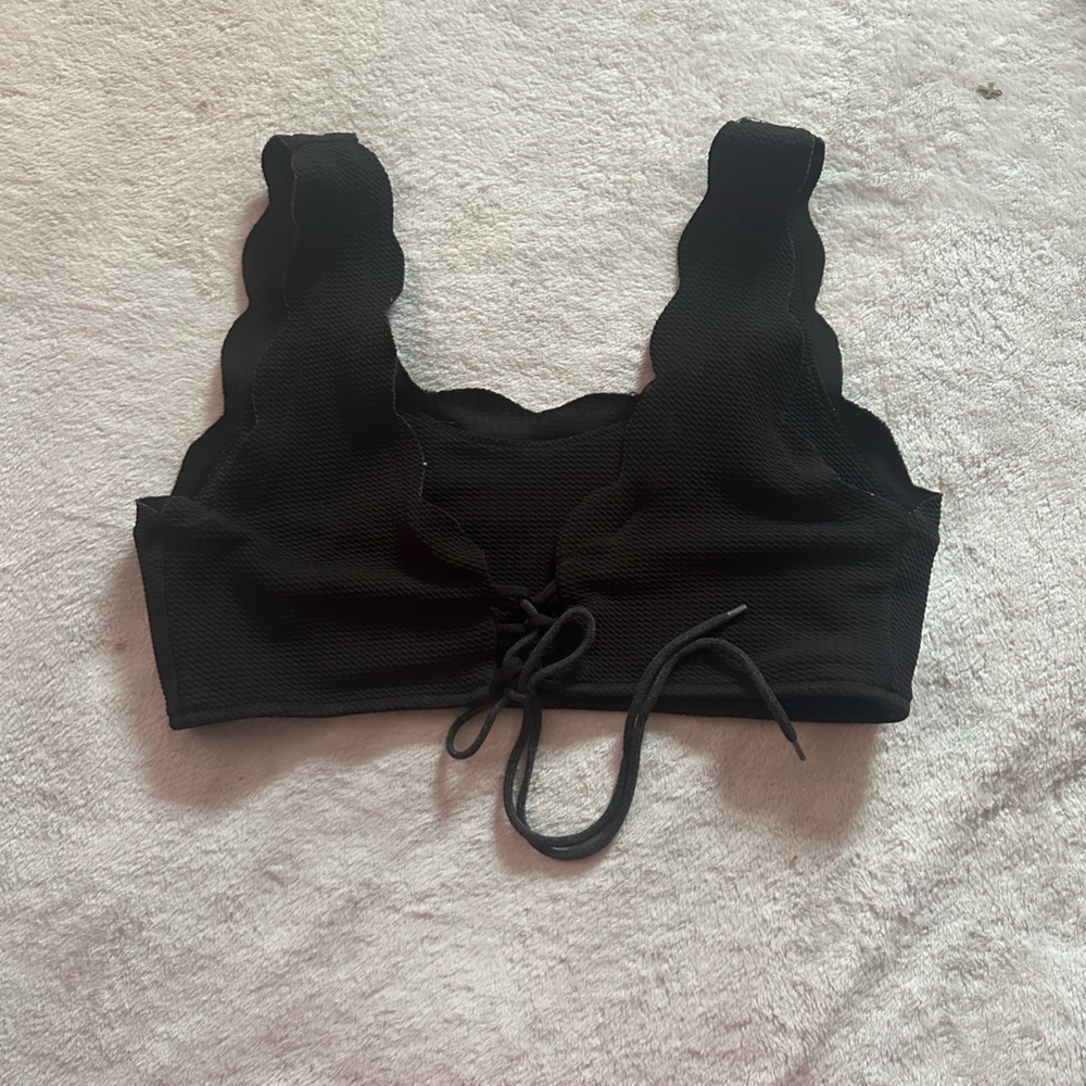 Zaful Black Ribbed Crop Top - Picture 2 of 3